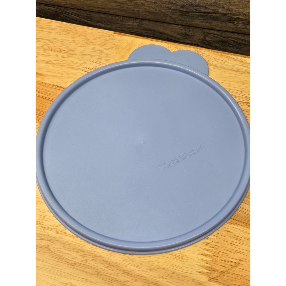 Tupperware Replacement Round Seal Lid 2517A-2 Cornflower Blue 7.5 Inch
